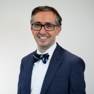 Jonathan Cahill headshot